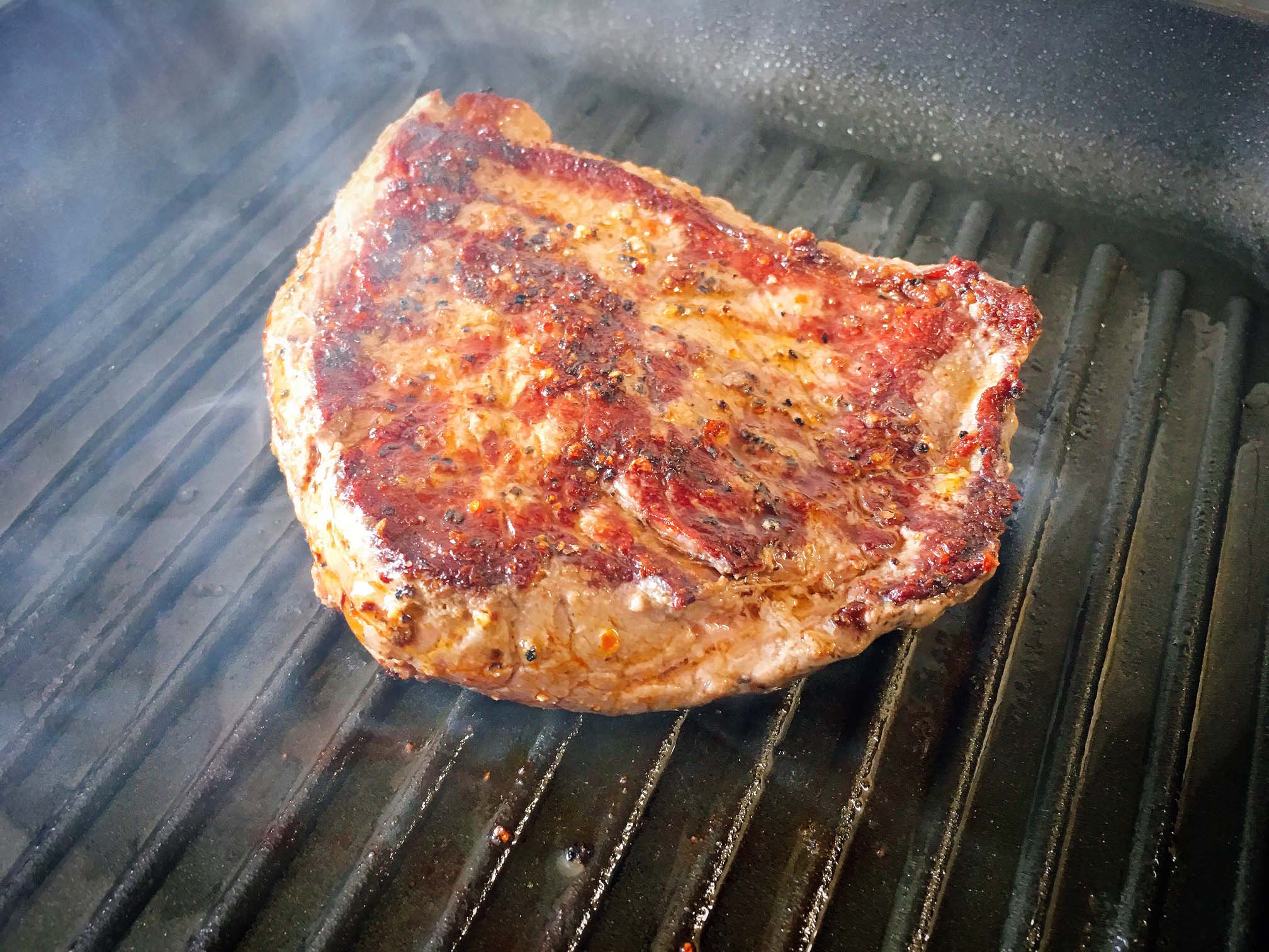 Rindersteak mit buntem Gemüse Rezept | Chilirezept.de